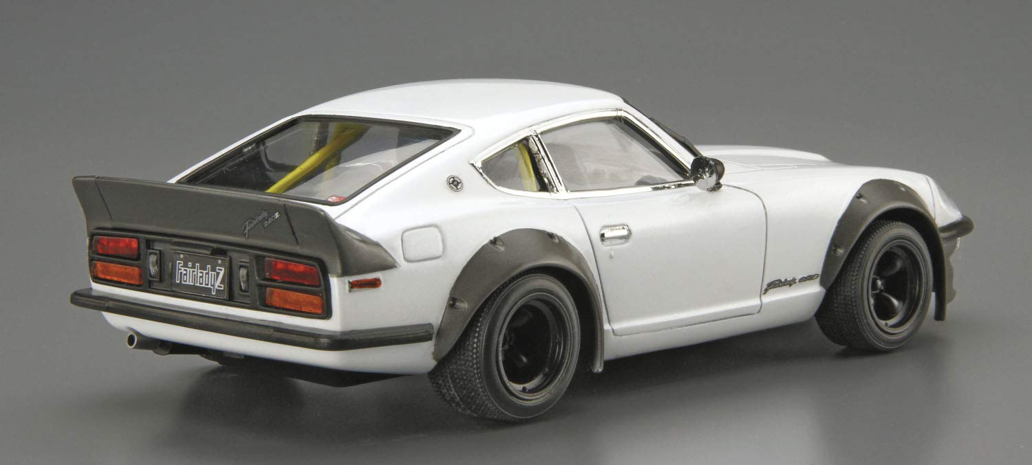 AOSHIMA The Model Car 1/24 Nissan S30 Fairlady Z Aero Custom Ver.2 '75 Plastic Model- Japan Figure Store - #1 Bring To You The Best Japanese Goods